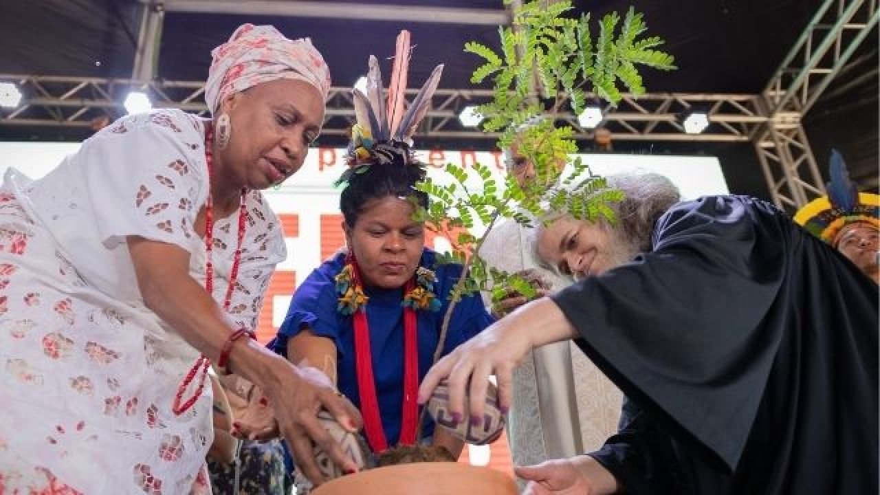 <br />
<b>Warning</b>:  Undefined variable $full_image_alt_txt in <b>/home/u893763240/domains/conic.org.br/public_html/portal/templates/shaper_gazette/html/layouts/joomla/content/intro_image.php</b> on line <b>70</b><br />
